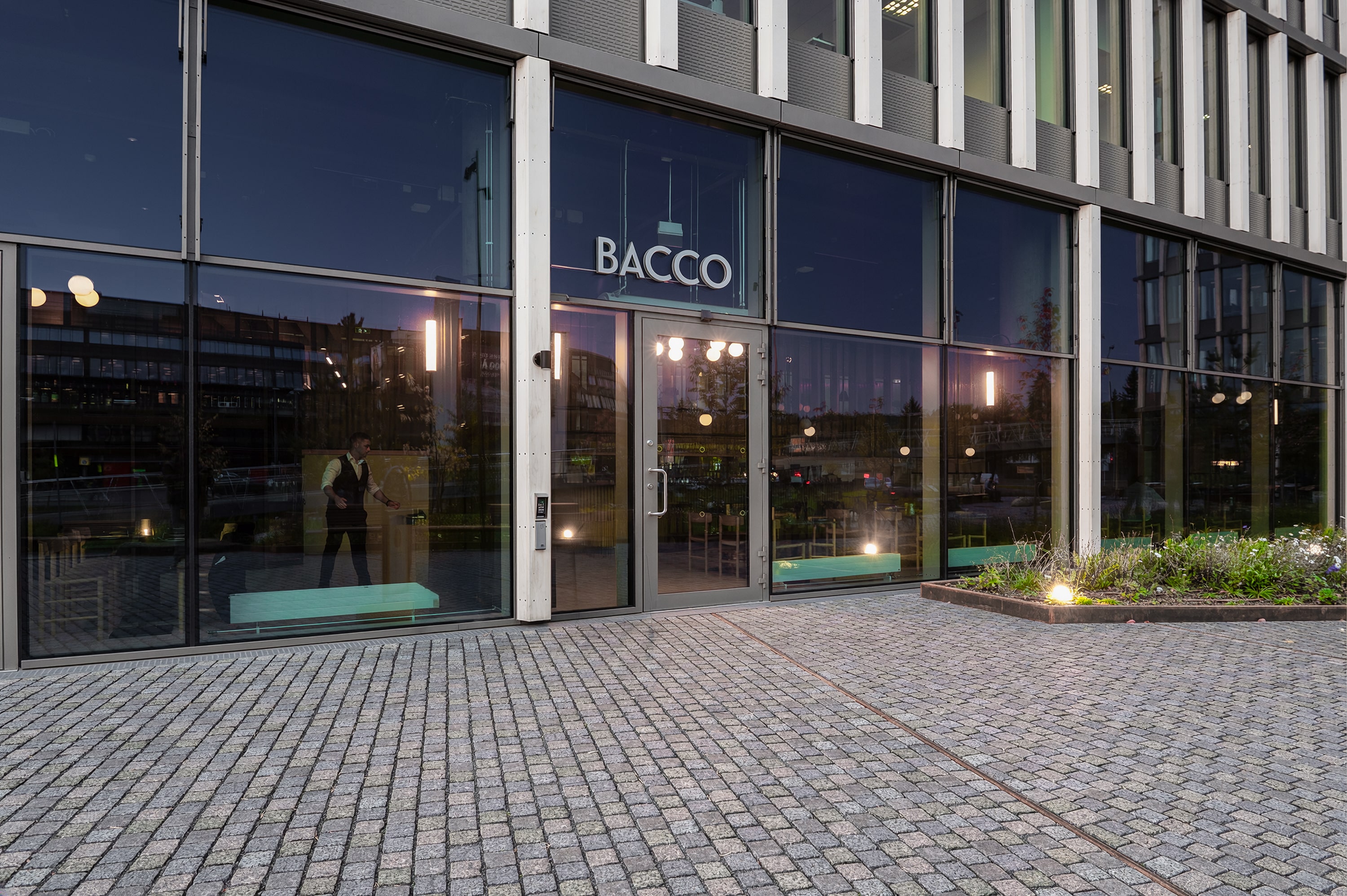 Bacco Vinbar & Restaurant