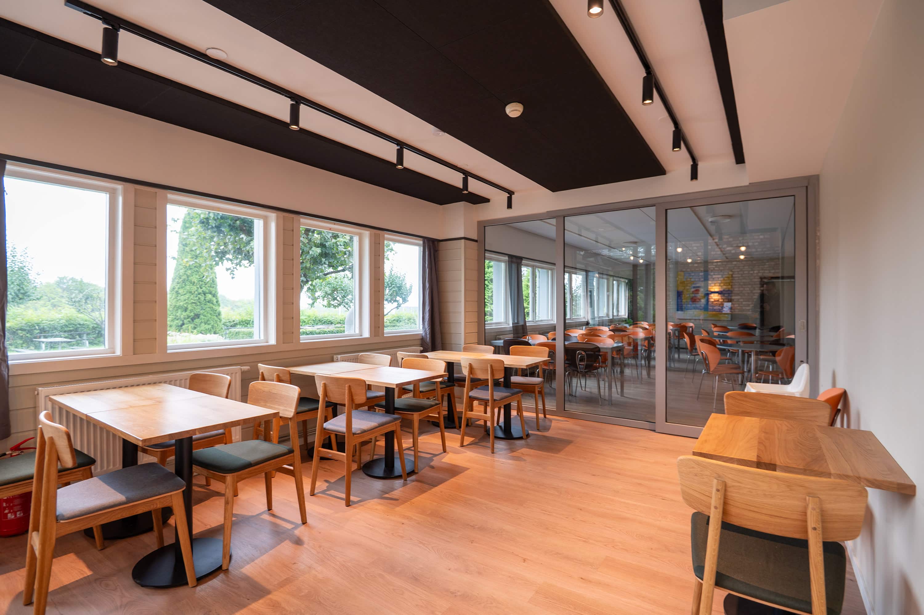 Haraldsheim Vandrerhjem Belysning hotell lobby
