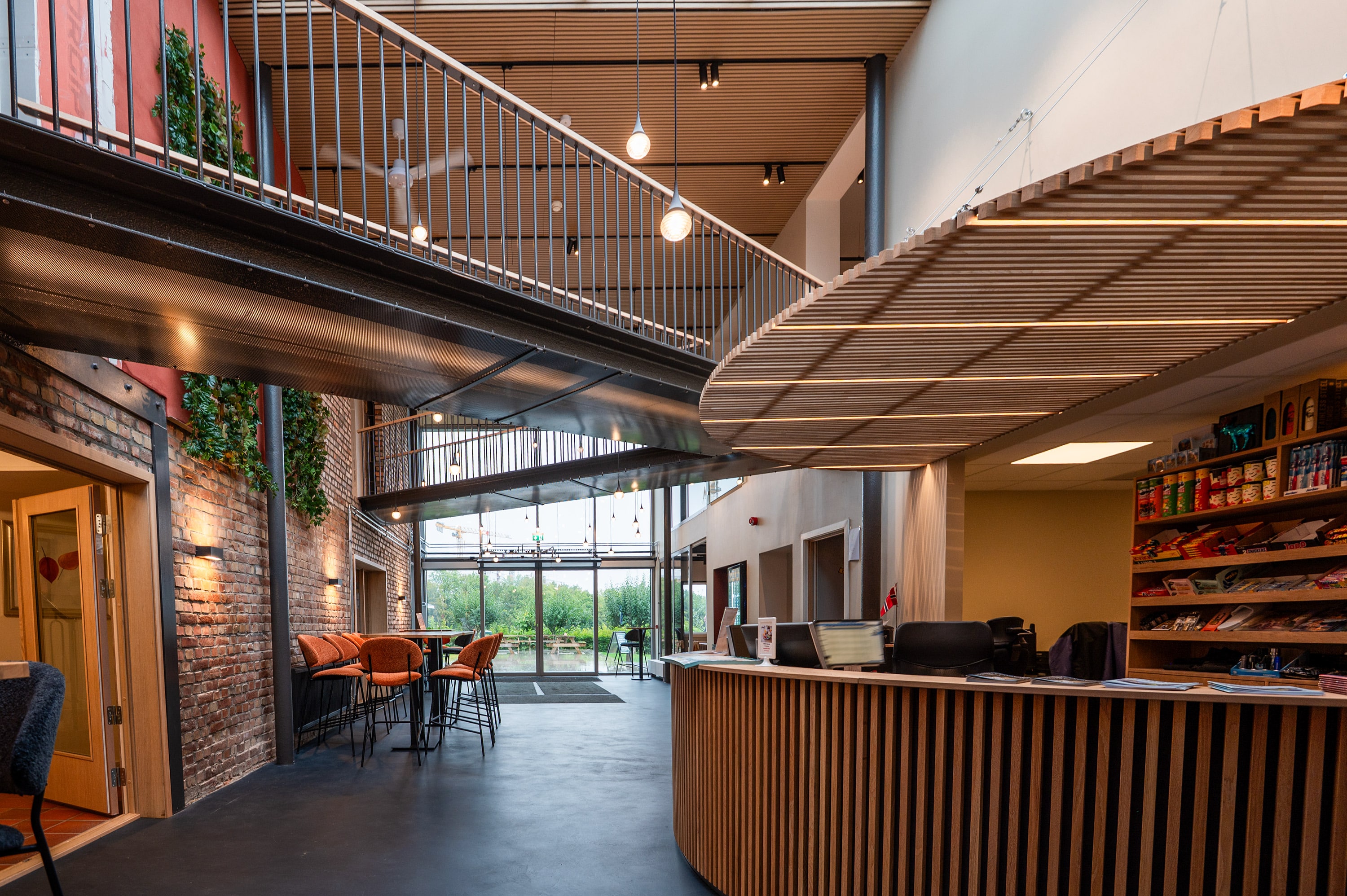 Haraldsheim Vandrerhjem Belysning hotell lobby